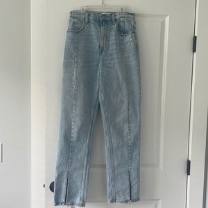Abercrombie 90s straight split hem light wash jeans size 28